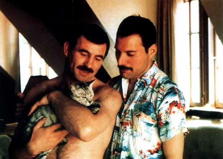 18 photographies intimes de freddie 01