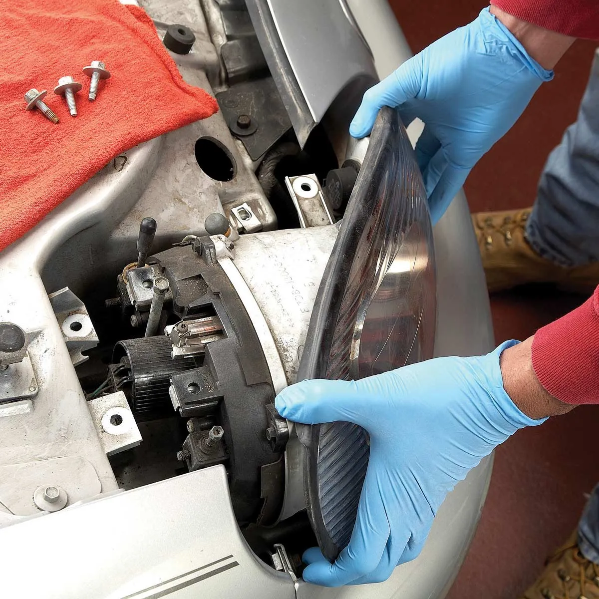54 reparations automobiles simples pour 07