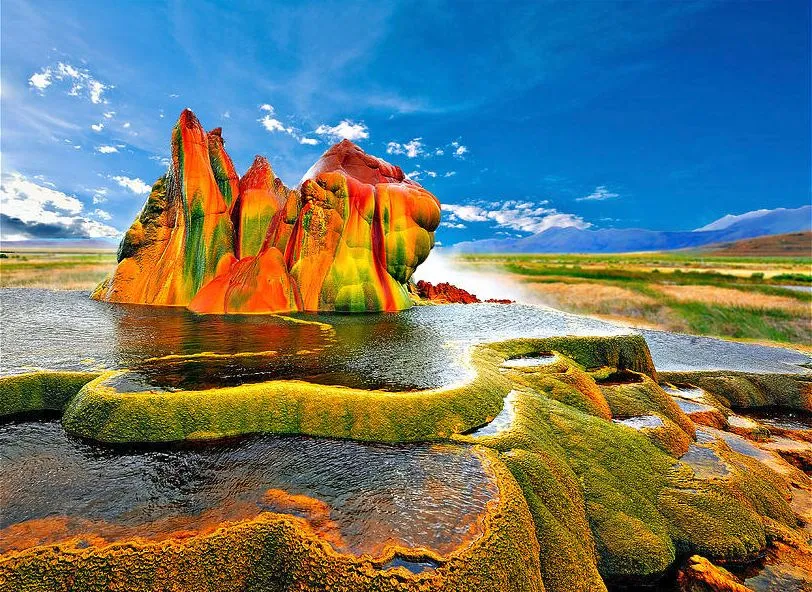 Fly geyser northern