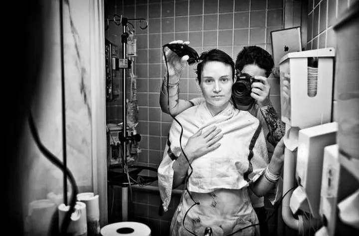 Cet homme a photographie chaque 04
