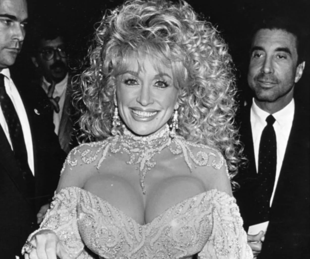 De rares photos historiques de dolly 08
