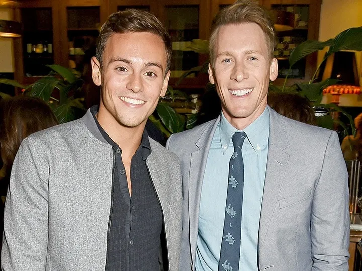 Des couples homosexuels celebres fiances 40