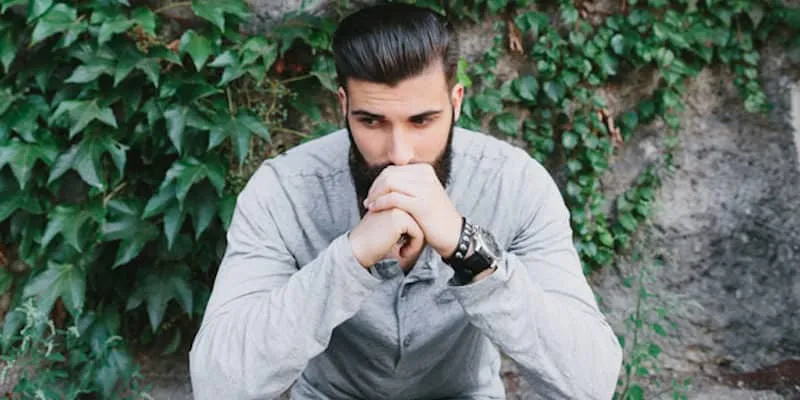 Comment_Il_Est_Devenu_Brisé-f