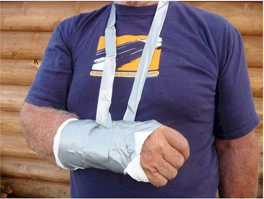 Lastuce avec le ruban adhesif 11