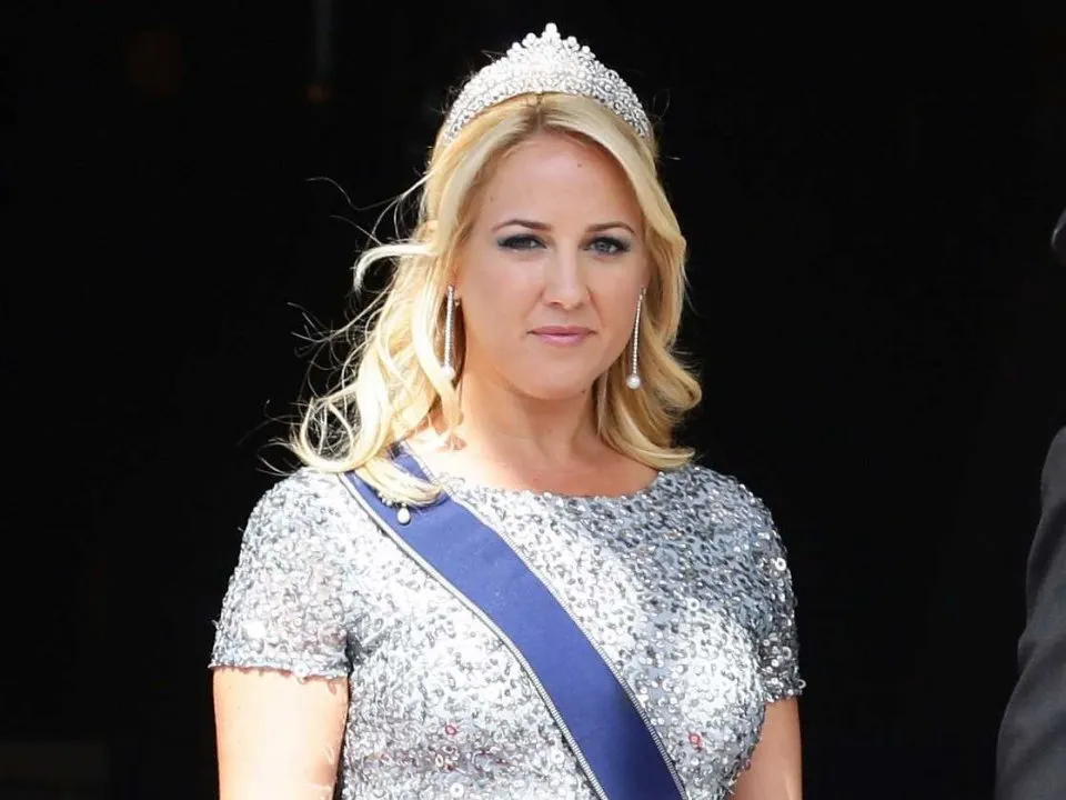 Les plus belles femmes royales 20
