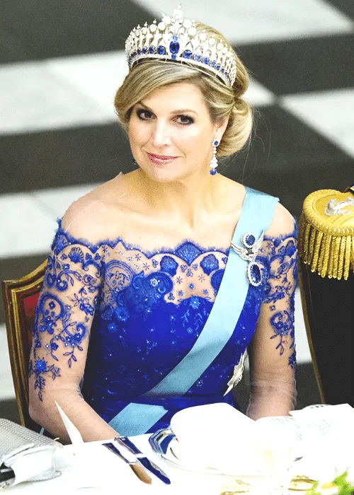 Les plus belles femmes royales 21