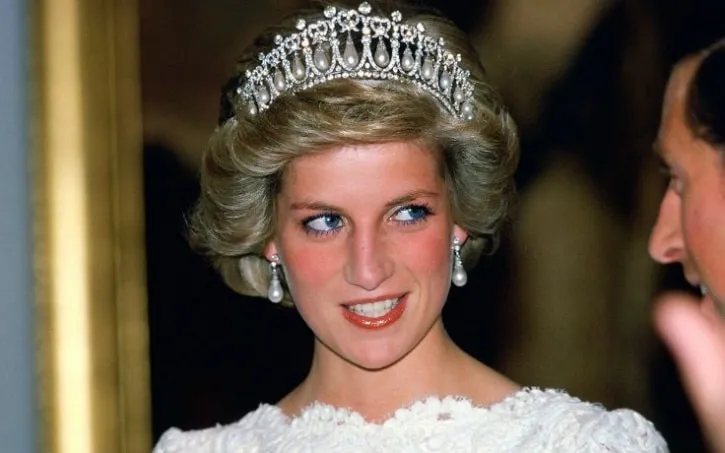Les plus belles femmes royales 38