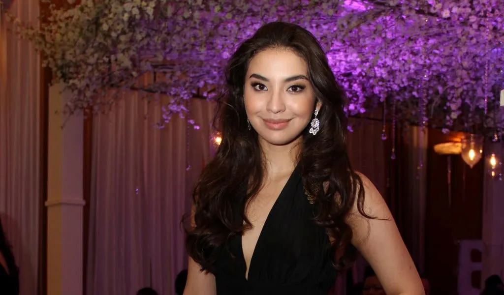Les plus belles femmes royales 06