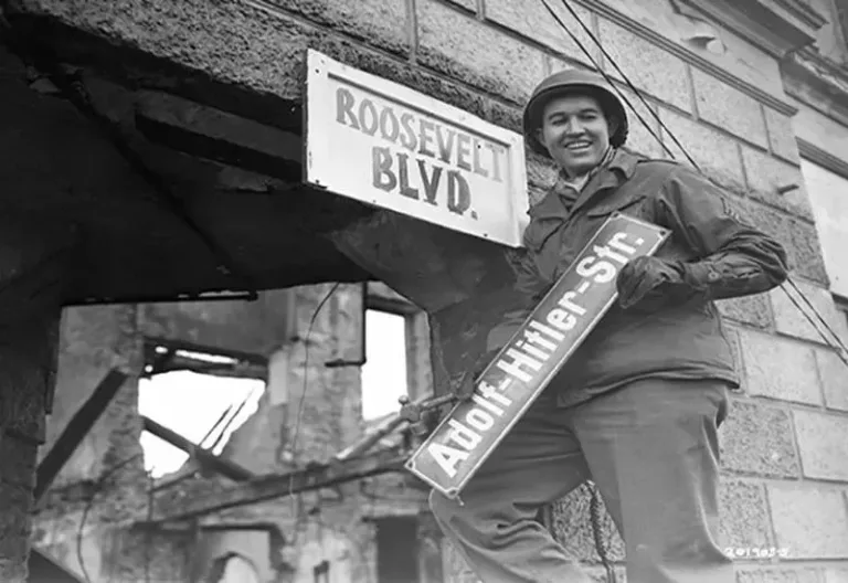 50 photos historiques jamais vues auparavant