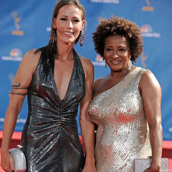 Des couples homosexuels celebres fiances 12