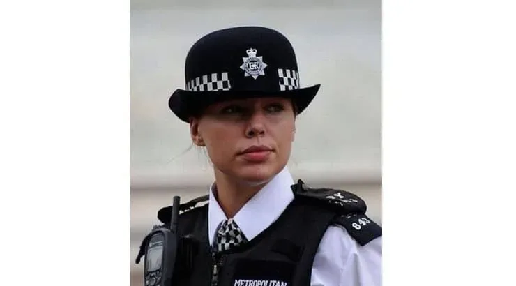 top 20 des policieres qui vous donnent envie de vous faire arreter sans attendre