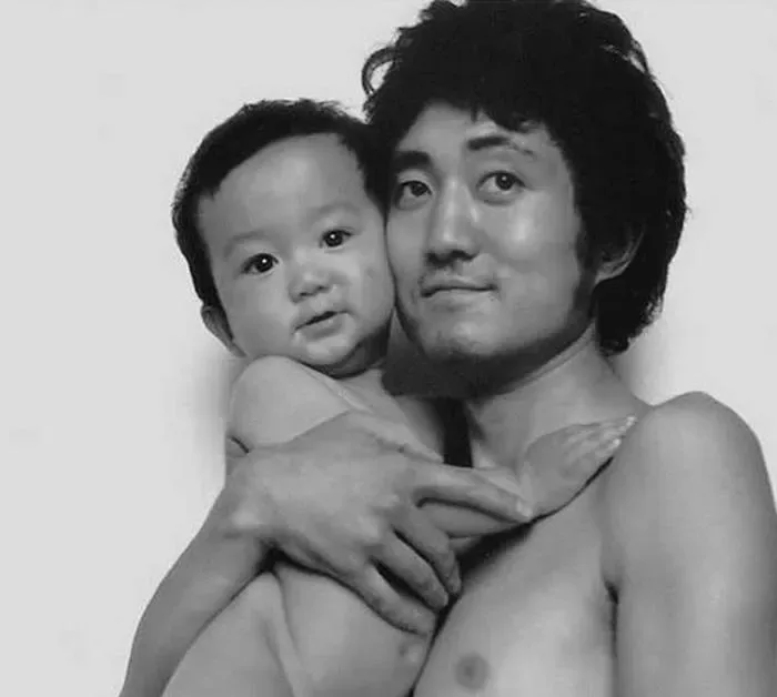 Un pere et son fils ont pris 02