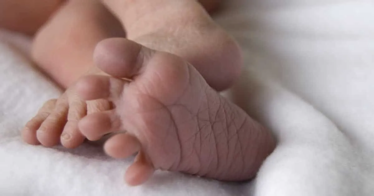 Plus rien ne pouvait sauver la vie de ce bébé, jusqu’à ce que son grand frère fasse un miracle…